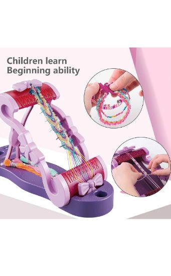 صورة مجموعة صنع الأساور والمجوهرات هذه هي أداة إبداعية مخصصة للأطفال، وتتضمن آلة لنسج الخيوط لصنع الأساور الملونة والفريدة.